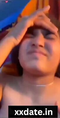 Collage-girl's First Time Experimenting With Sex
