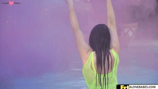 Smoking Hot Blonde Babe Gets Wet & Wild in Shower - Sensual Bathroom Sex with Big Dick Huge Orgasm!