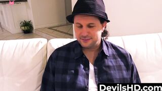 Voyeurs Delight - Tommie Piston & Penelope Pax Get Fucked By A Stranger