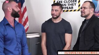 Throated's Bare-Backed Twink Triple Penetration Frenzy