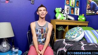 Bentley-Ryan's Hot Interview & Masturbation Session
