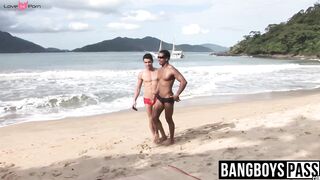 Paco's Beach Hook-Up - Gay Huge Load Shot on Face