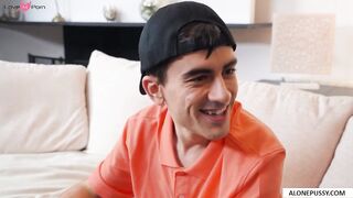 Big Boob Babe Gives Handjob With A Twist - POV
