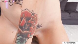 Popping The Cherry - First Time Sex With A Virgin Teen