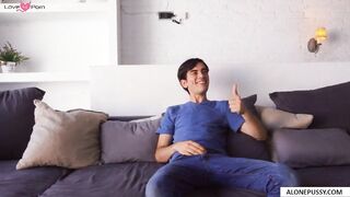 Popping The Cherry - First Time Sex With A Virgin Teen