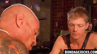 Sexy Siren - Muscular Stud Fucks Curvy Babe With Big Dick
