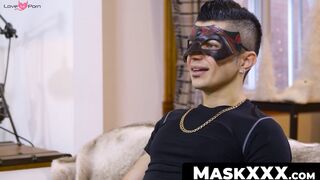 Masked Stud Reveals His True Identity To Dude In Hot Threesome