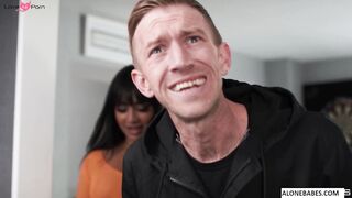 Hot MILF Gives Blowjob & Facial in Lingerie - Amateur Couple Home Video