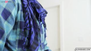 Hipster College Freshmen Learn The Art Of Sex From A Pro