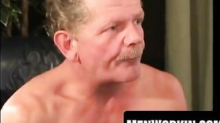 Muscle Plumper's Slow Motion Jerk-Off Session