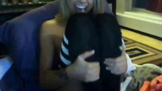 Blond Bombshell Loves Playing With Her Toys - Live Cam Show
