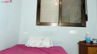 Blondie's First WebCam Show - Close-Up View of Her Perfect Body