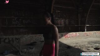 Fit-Runner's Sweat Drenched Workout - Leggins Reveal Muscular Body