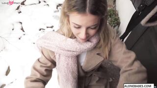 Spanish Blondie Unleashes Her Sexuality in Erotic Dance