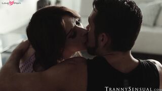 Transgender Babe Casey Kissses Fucks Huge Dick Of Stud Dante Colle