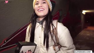 Crutches-Free Hottest Babe Rides Reverse Cowgirl On A Sex Machine