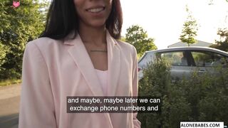 Columbiana's Cutie Pies - Colombian Babe Shakes Her Booty in Rhythm