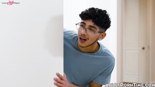 Mommy Loves It! - Older Woman Seductress Sadie Summer Fucks barely legal Stud