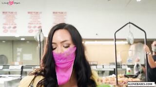 Sexy Babe Gives A Wild Ride In The Grocery Store