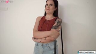 Hot Blonde Bombshell Sucks And Swallows In A Professional Photoshoot