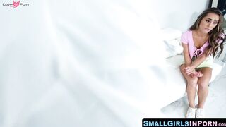 Blondes Blow Best! Doctor's Office Babe Gets Fucked Hard By Patient