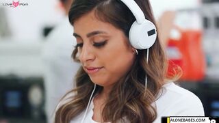 Dirty Laundry - Ella Knox & Seth Gamble - POV Blowjob Sex With Facial