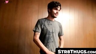 Hunk's Solo Guitar Play & Hot Jack-Off Session Ending With Big Load