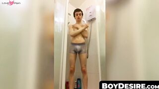 Twinks Shower Wet Fun with Hot Guy Harry Alexander" or "Harry_Alexander\_Boydesire Twunk Fucks Himself in Bathroom