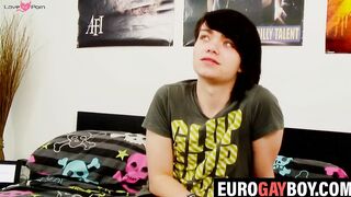 Twinks Unleashed - Gay Twunks Fuck Hard in Hot Threesome