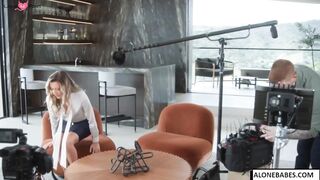 Blondie's BBC Feast - Pornstar Plays Hungry Game