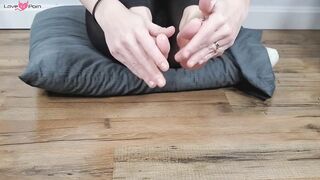 Foot Worship: Erotic Oil Massage of Sexy Legs & Toes by [Actor's Name]