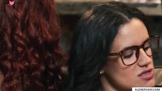 Lesbian Book Club Discussion Turns Into Erotica Reading