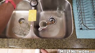 Step-Son's Hot Sexual Adventure with Stepmom - Dee William