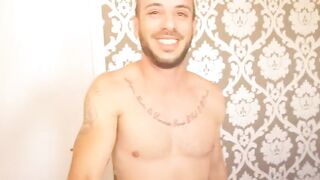 beauty teenagers discovers a HUGE DICK at her porn debut!