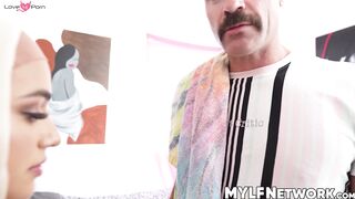 Pounding The Pussy Of A Sexually Liberated Muslima - Briana Bourban