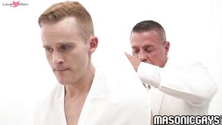 Anal surprise: Tyler Santi Fucks Anal Virgin - PornPros