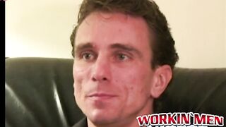 Amateur Guy Wanks Off While Watching Porn - Masturbating With A Twist