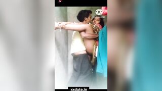 Bollywood Babe Mira Raj's Sensual Dance in 'Meri Jann Ka Lamha'