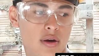 Raw Construction Site - Hunk Fucks Raw With Big Dick