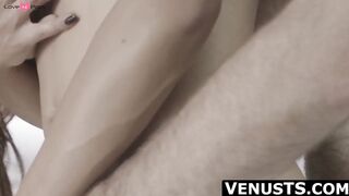 Venus Lex Solo Masturbation Session - Shaving Her Pubes Before Sex