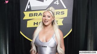 Buzzing Bunnies #2 - Brazzer's House Season Finale