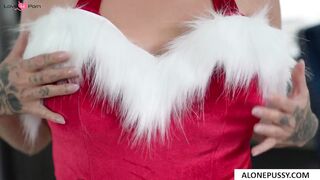 Christmas Pie - A Sweet Treat For Your Eyes Featuring [Actor1],[Actor2] & More