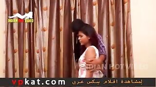 Who is she? Satisfy comment her name.