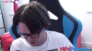 Bubble Butt Chick Curvy Teen Fucked Hard By Nerdy Geek
