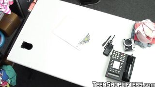 barely legal & Hot Scarlett Mae's Hardcore Table Fuck with Huge Load from Wrex Olliver