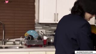 Behind-the Scenes Footage of BTS with Beeblebrox & Friends - The Making Of 'Beebe's memory'