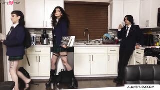 Behind-the Scenes Footage of BTS with Beeblebrox & Friends - The Making Of 'Beebe's memory'