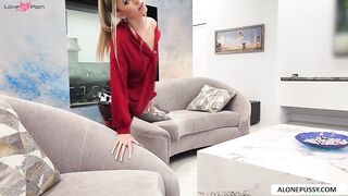 Khloes Favorite Activities - Sexy MILF Khole Kushner Sensual Massage & Blowjob