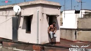 Buff Body Hunks - Muscular Stud David Avilla Fucks Robbin Sánchez