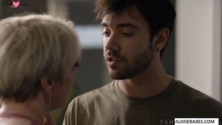 Step-Mother Dee Williams Fucks Her StepSon In The Ass And Gets A Facial